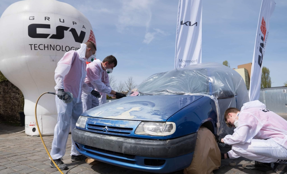 Szkolimy młodych adeptów lakiernictwa 2